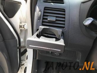 Toyota Auris Auris (E15), Hatchback, 2006 / 2012 1.8 16V HSD Full Hybrid picture 17