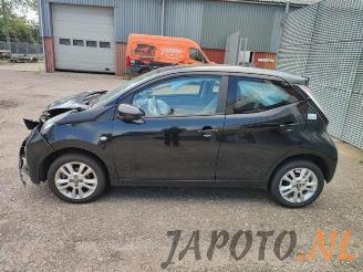 Toyota Aygo Aygo (B40), Hatchback, 2014 1.0 12V VVT-i picture 2
