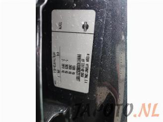 Nissan Micra Micra (K14), Hatchback, 2016 / 2024 1.0 IG-T 100 picture 13