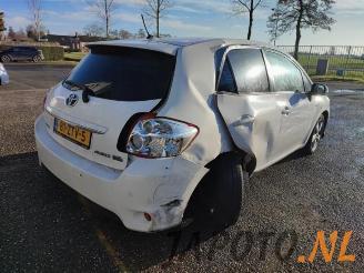 Toyota Auris Auris (E15), Hatchback, 2006 / 2012 1.8 16V HSD Full Hybrid picture 5