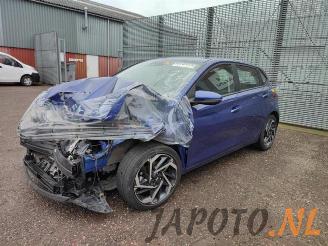 rozbiórka samochody osobowe Hyundai I-20 i20 (BC3), Hatchback 5-drs, 2020 1.0 T-GDI 100 Mild Hybrid 48V 12V 2020/12