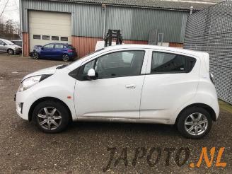 Chevrolet Spark Spark (M300), Hatchback, 2010 1.0 16V picture 2