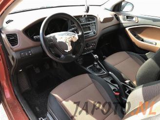 Hyundai I-20  picture 9