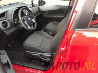 Toyota Yaris Yaris III (P13), Hatchback, 2010 / 2020 1.4 D-4D-F picture 8