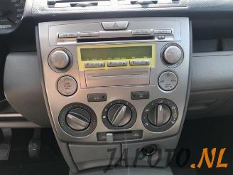 Mazda 2 2 (NB/NC/ND/NE), Hatchback, 2003 / 2007 1.4 16V picture 14