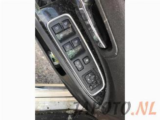 Mitsubishi Outlander Outlander (GF/GG), SUV, 2012 2.4 16V PHEV 4x4 picture 16