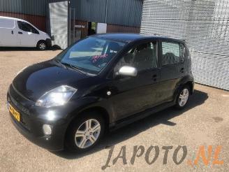 Uttjänta bilar auto Daihatsu Sirion Sirion 2 (M3), Hatchback, 2005 1.3 16V DVVT 2008/5
