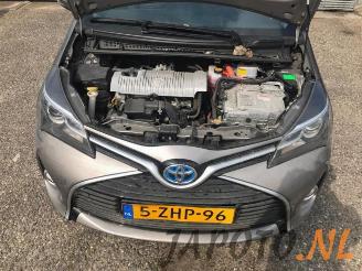 Toyota Yaris Yaris III (P13), Hatchback, 2010 / 2020 1.5 16V Hybrid picture 16
