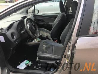 Toyota Yaris Yaris III (P13), Hatchback, 2010 / 2020 1.5 16V Hybrid picture 10