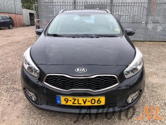 Kia Cee d Cee'd Sportswagon (JDC5), Combi, 2012 / 2018 1.6 GDI 16V picture 2