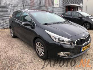Kia Cee d Cee'd Sportswagon (JDC5), Combi, 2012 / 2018 1.6 GDI 16V picture 3