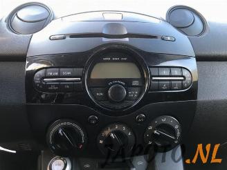 Mazda 2 2 (DE), Hatchback, 2007 / 2015 1.3 16V MZR picture 11