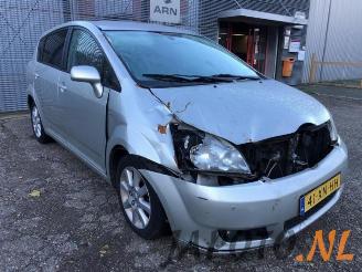 Toyota Corolla-verso Corolla Verso (R10/11), MPV, 2004 / 2009 1.6 16V VVT-i picture 3