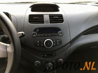 Chevrolet Spark Spark (M300), Hatchback, 2010 1.0 16V picture 11