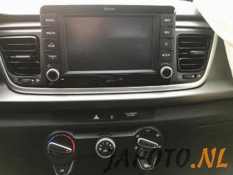 Kia Rio Rio IV (YB), Hatchback, 2017 1.0i T-GDi 100 12V picture 11