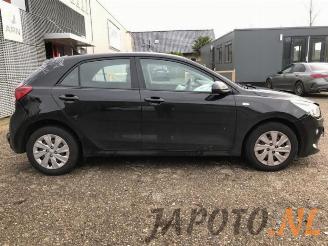 Kia Rio Rio IV (YB), Hatchback, 2017 1.0i T-GDi 100 12V picture 4