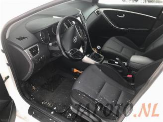 Hyundai I-30 i30 Wagon (GDHF5), Combi, 2012 1.6 GDI Blue 16V picture 12