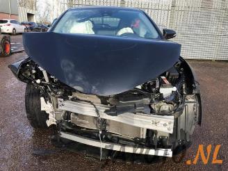 Toyota C-HR C-HR (X1,X5), SUV, 2016 1.8 16V Hybrid picture 2