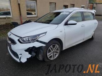 Kia Cee d Ceed Sportswagon (CDF), Combi 5-drs, 2018 1.4 T-GDI 16V picture 1