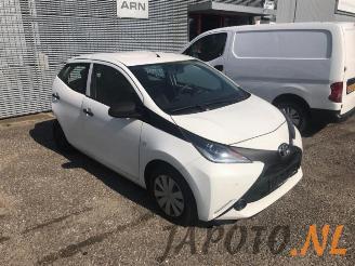 Toyota Aygo Aygo (B40), Hatchback, 2014 1.0 12V VVT-i picture 6