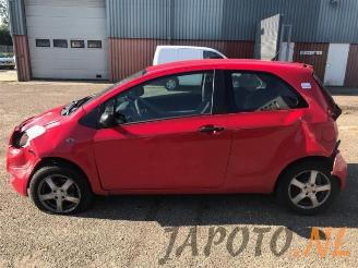 Toyota Yaris Yaris II (P9), Hatchback, 2005 / 2014 1.0 12V VVT-i picture 2