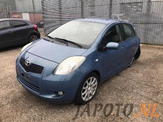 Toyota Yaris Yaris II (P9), Hatchback, 2005 / 2014 1.3 16V VVT-i picture 1