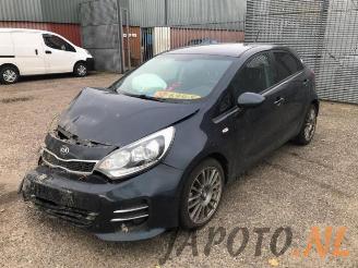 Vrakbiler auto Kia Rio Rio III (UB), Hatchback, 2011 / 2017 1.2 CVVT 16V 2016/12