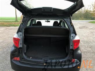 Toyota Verso S Verso S, MPV, 2010 / 2016 1.33 16V Dual VVT-I picture 13