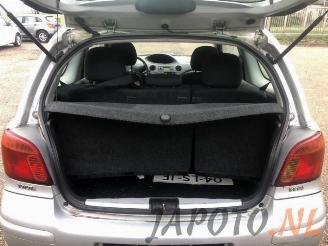 Toyota Yaris Yaris (P1), Hatchback, 1999 / 2005 1.3 16V VVT-i picture 12