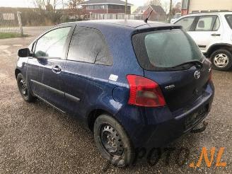 Toyota Yaris Yaris II (P9), Hatchback, 2005 / 2014 1.4 D-4D picture 3