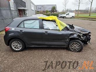 Kia Rio Rio IV (YB), Hatchback, 2017 1.0i T-GDi 100 12V picture 6