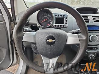 Chevrolet Spark Spark (M300), Hatchback, 2010 1.0 16V Bifuel picture 11