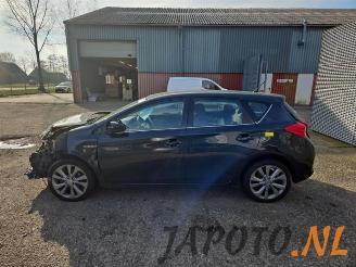 Toyota Auris Auris (E18), Hatchback 5-drs, 2012 / 2019 1.8 16V Hybrid picture 2