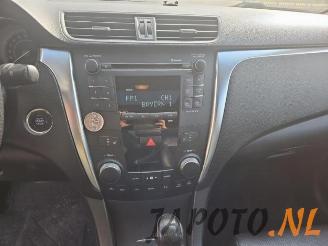 Suzuki Kizashi Kizashi (FRE/FRF), Sedan, 2010 / 2015 2.4 16V 4x4 picture 10