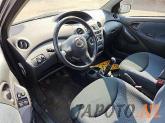 Toyota Yaris Yaris (P1), Hatchback, 1999 / 2005 1.0 16V VVT-i picture 14