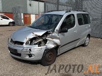 Vrakbiler auto Toyota Yaris-verso Yaris Verso (P2), MPV, 1999 / 2005 1.3 16V 2004/1