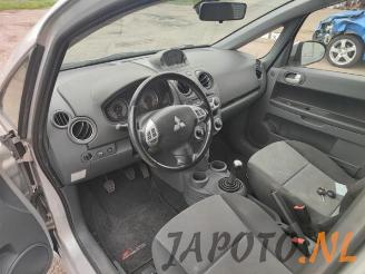 Mitsubishi Colt Colt (Z2/Z3), Hatchback, 2004 / 2012 1.3 16V picture 10
