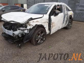 rozbiórka samochody osobowe Mazda MX-30 MX-30, SUV, 2020 e-SkyActiv 145 2023