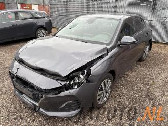 Uttjänta bilar auto Hyundai I-30 i30 Fastback (PDEBA/PEDBC), Liftback, 2017 1.0 T-GDI 12V 2019/4
