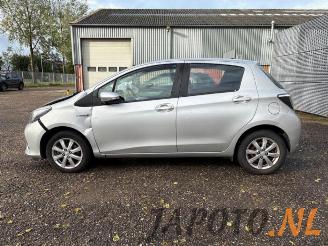 Toyota Yaris Yaris III (P13), Hatchback, 2010 / 2020 1.5 16V Hybrid picture 2