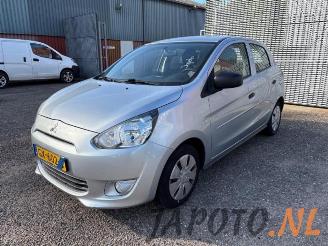 krockskadad bil camper Mitsubishi Space-star Space Star (A0), Hatchback, 2012 1.0 12V 2014/8