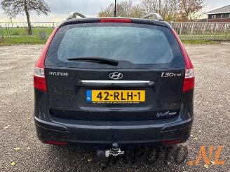 Hyundai I-30 i30 Crosswagon (WWH), Combi, 2007 / 2012 1.6 CVVT 16V picture 4