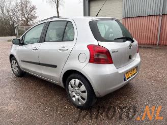 Toyota Yaris Yaris II (P9), Hatchback, 2005 / 2014 1.3 16V VVT-i picture 3