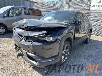 Auto da rottamare Mazda MX-30 MX-30, SUV, 2020 e-SkyActiv 145 2020/12
