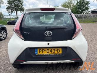 Toyota Aygo Aygo (B40), Hatchback, 2014 1.0 12V VVT-i picture 4