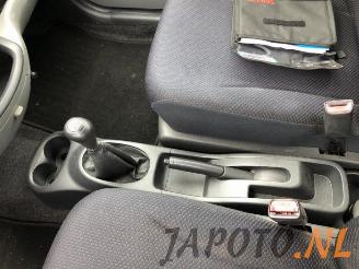 Daihatsu Sirion Sirion 2 (M3), Hatchback, 2005 1.3 16V DVVT picture 12
