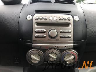 Daihatsu Sirion Sirion 2 (M3), Hatchback, 2005 1.3 16V DVVT picture 11