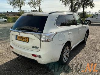Mitsubishi Outlander Outlander (GF/GG), SUV, 2012 / 2022 2.0 16V PHEV 4x4 picture 5