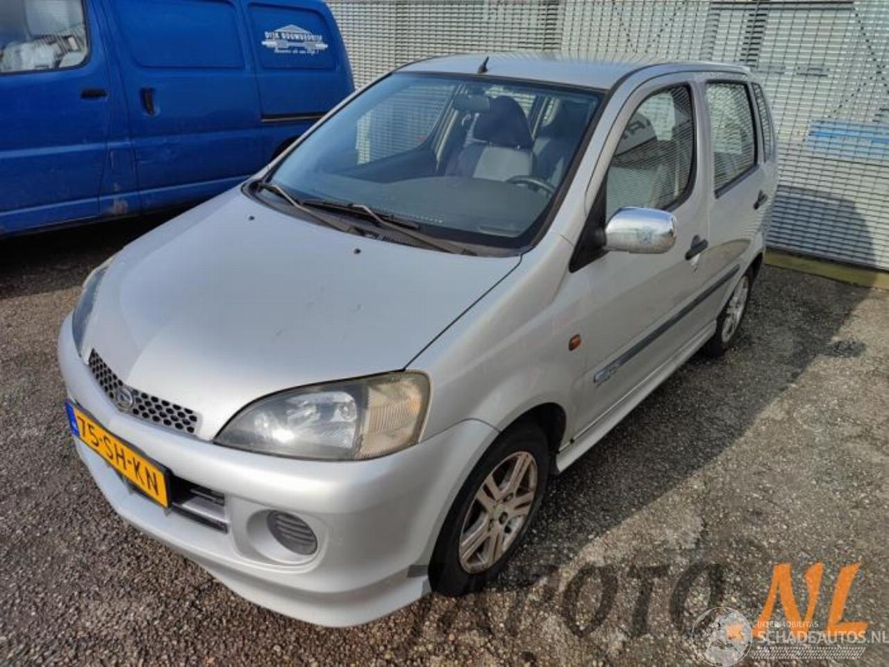 Daihatsu Young-rv YRV (M2), Hatchback, 2000 / 2006 1.0 12V DVVT STi