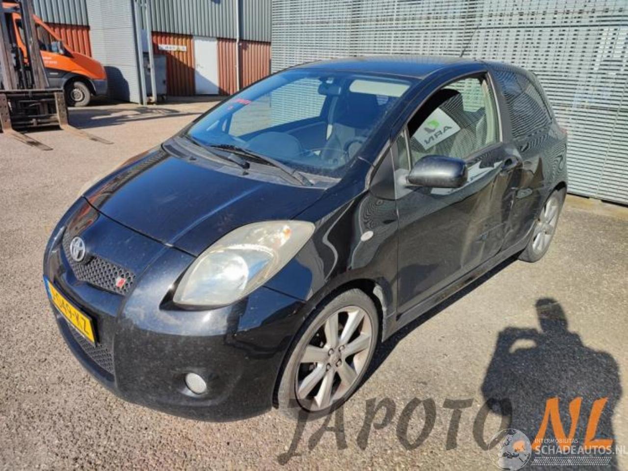 Toyota Yaris Yaris II (P9), Hatchback, 2005 / 2014 1.8 16V VVT-i TS